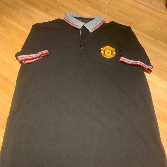 Other - Manchester United Official Product Men’s Medium Polo Shirt